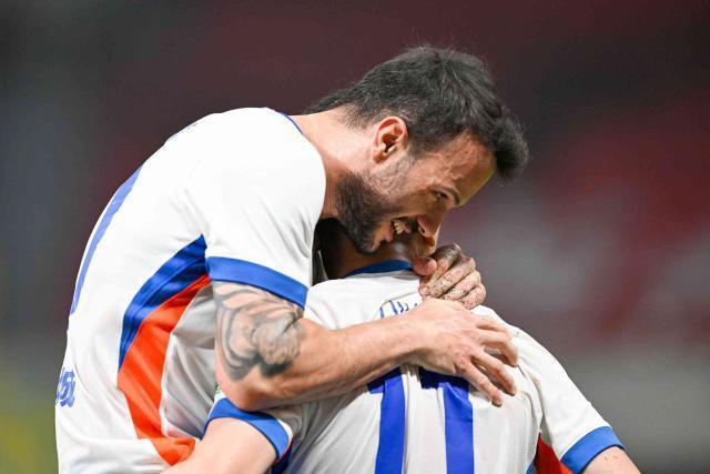 的卡扎伊什, 利就需要在, 努力在场上 的卡扎伊什, 利就需要在, 努力在场上